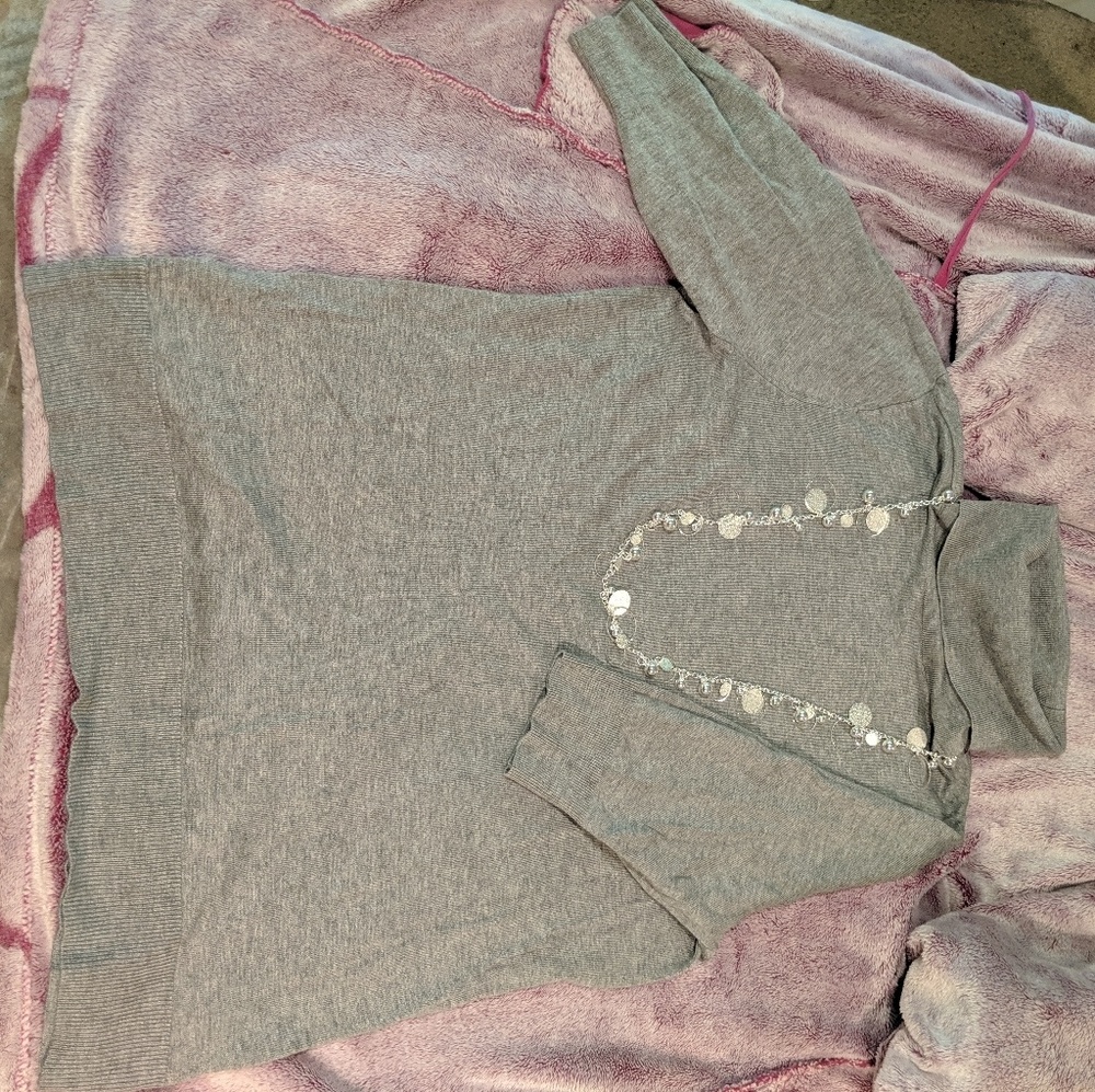 Liz Claiborne turtleneck sweater